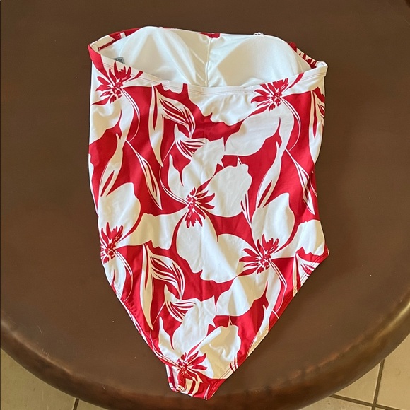 Shade & Shore Red and White Floral One Piece Swimsuit - Picture 3 of 3